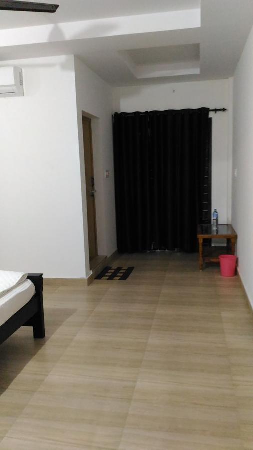 Dhoni Castle Hotel Palakkad Zewnętrze zdjęcie